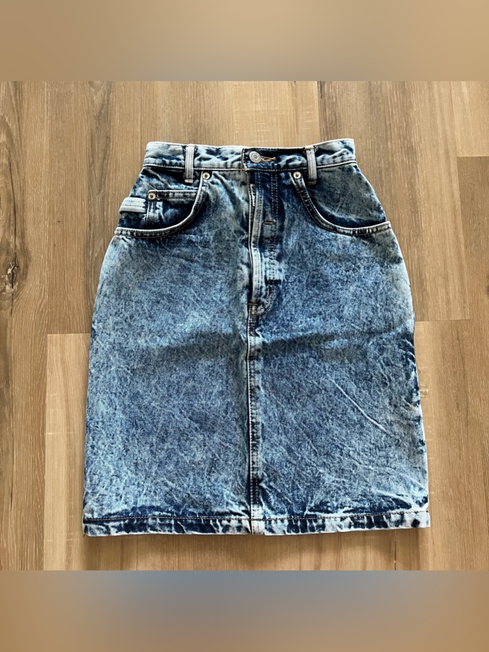 Edwin 80s Japanese Blue Acid-Wash Denim Pencil Mini Skirt